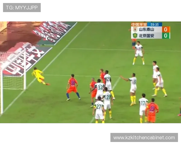 上海海港联赛统治力面临考验,近期表现波动对争冠形势产生微妙影响 上海海港联赛统治力面临考验,近期表现波动对争冠形势产生微妙影响